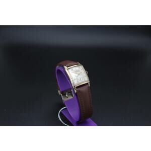 1939 Gruen Curvex Precision 17J Cal 370 - Art Deco - 10K GF Wadsworth Running